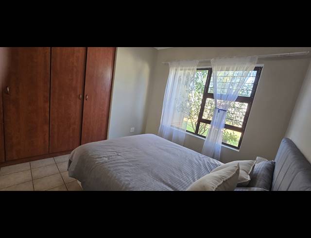 3 BEDROOM APARTMENT FOR SALE IN SINOVILLE